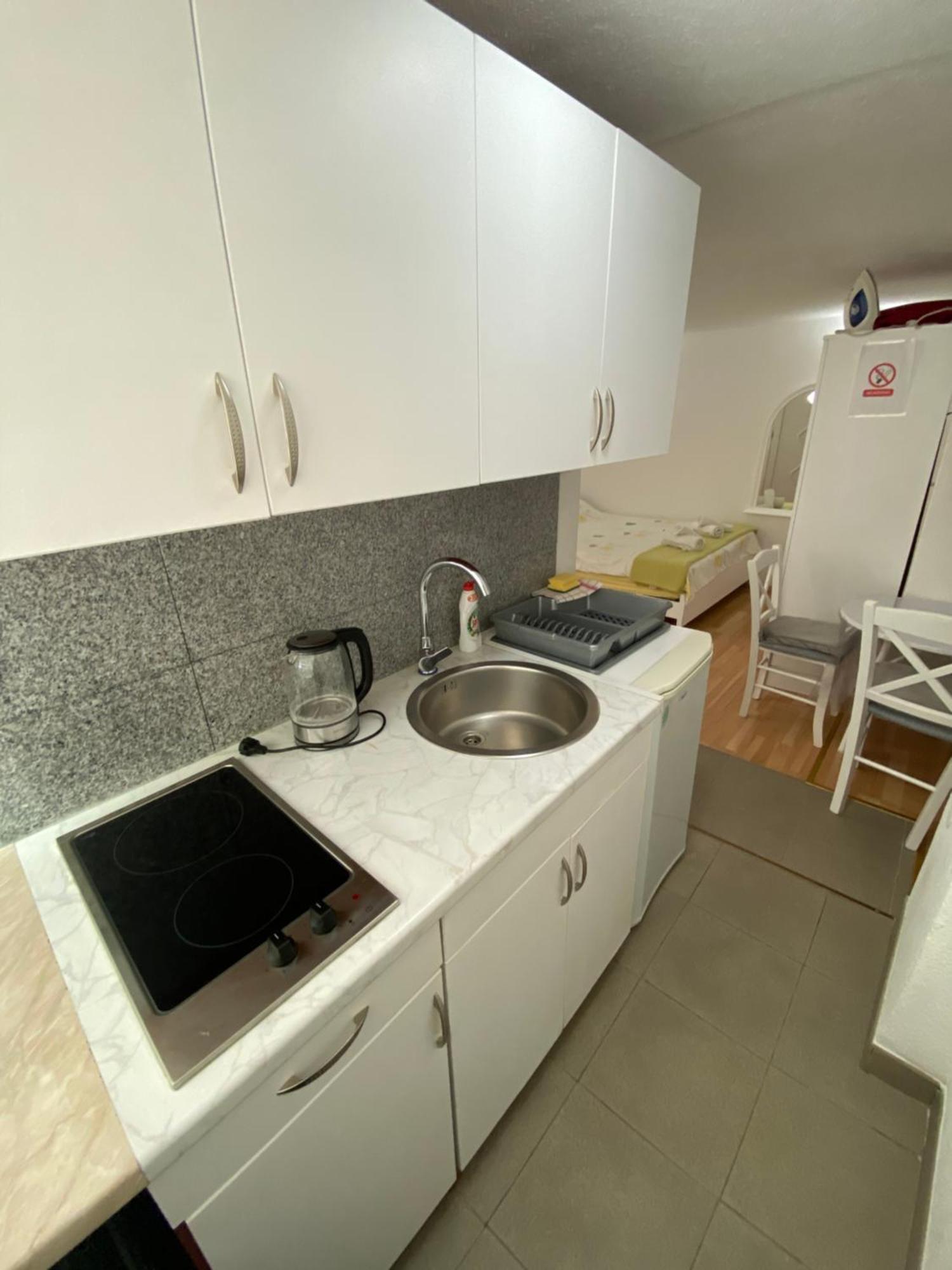Skenderi Apartmán *